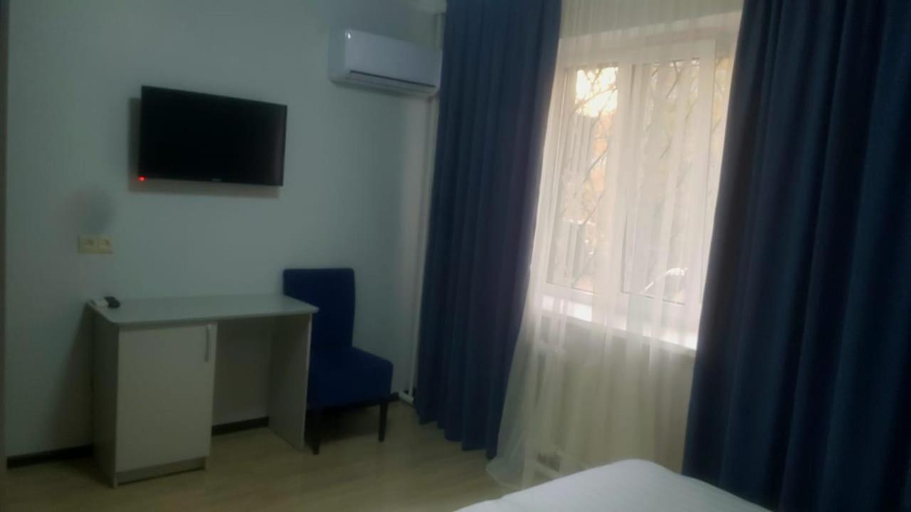 R.Street Hotel Almaty Bagian luar foto